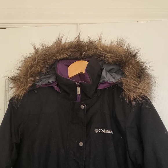 Columbia Black Faux Fur Jacket - Picture 2 of 6